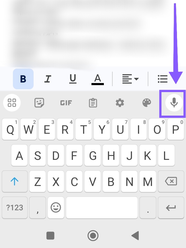 Zamiana mowy na tekst. Smartfon. Ikona. Mikrofon. Ikona mikrofonu.